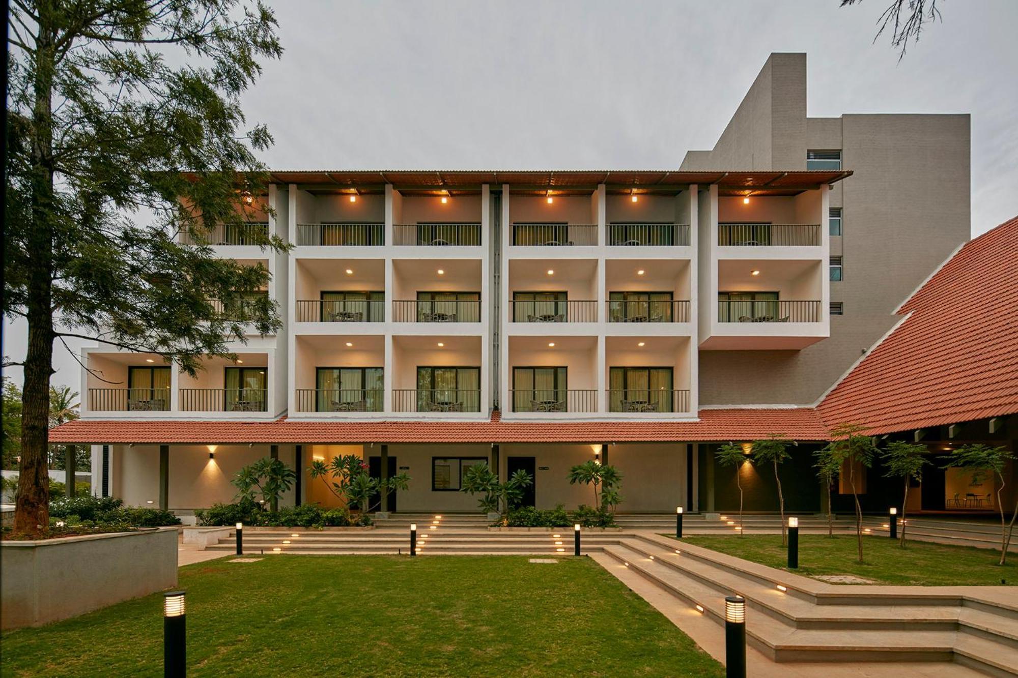 招牌俱乐部度假村 Devanahalli 外观 照片